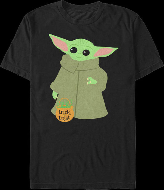 The Child Trick Or Treating The Mandalorian Star Wars T-Shirt